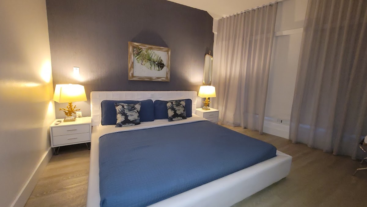 Strand Ocean Drive Suites gallery 10