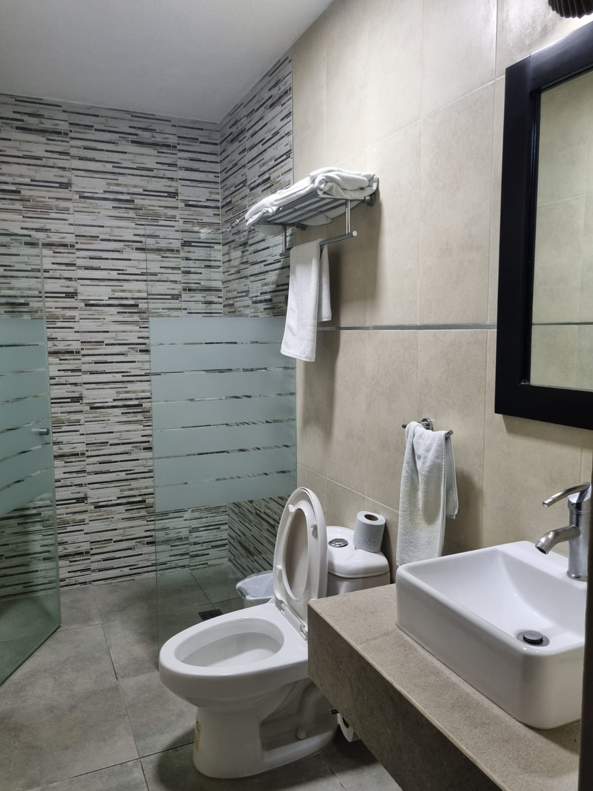 Suites Los Arcos gallery 3