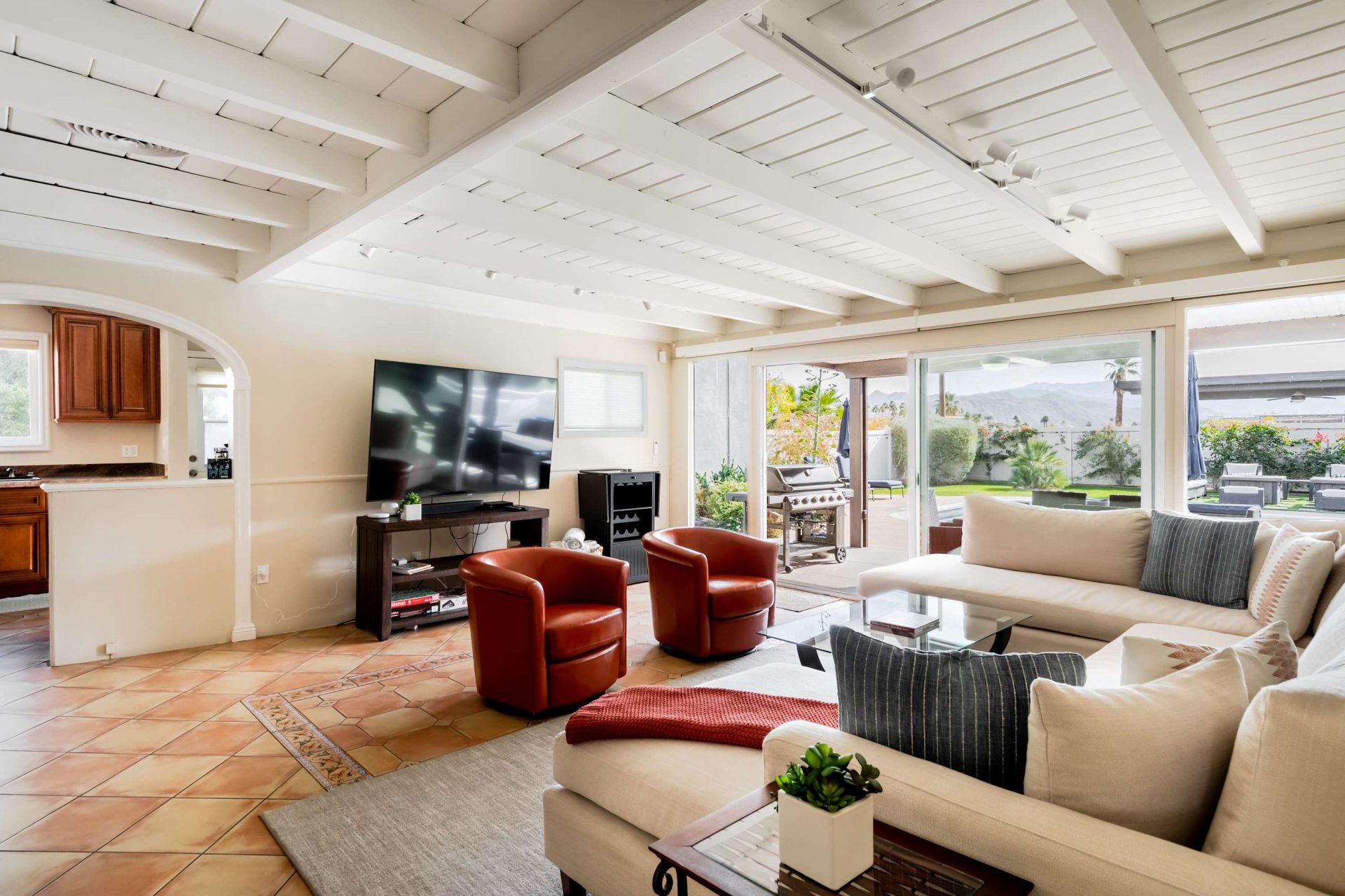 4BR Palm Springs Pool Villa w Casita & Spa gallery 3