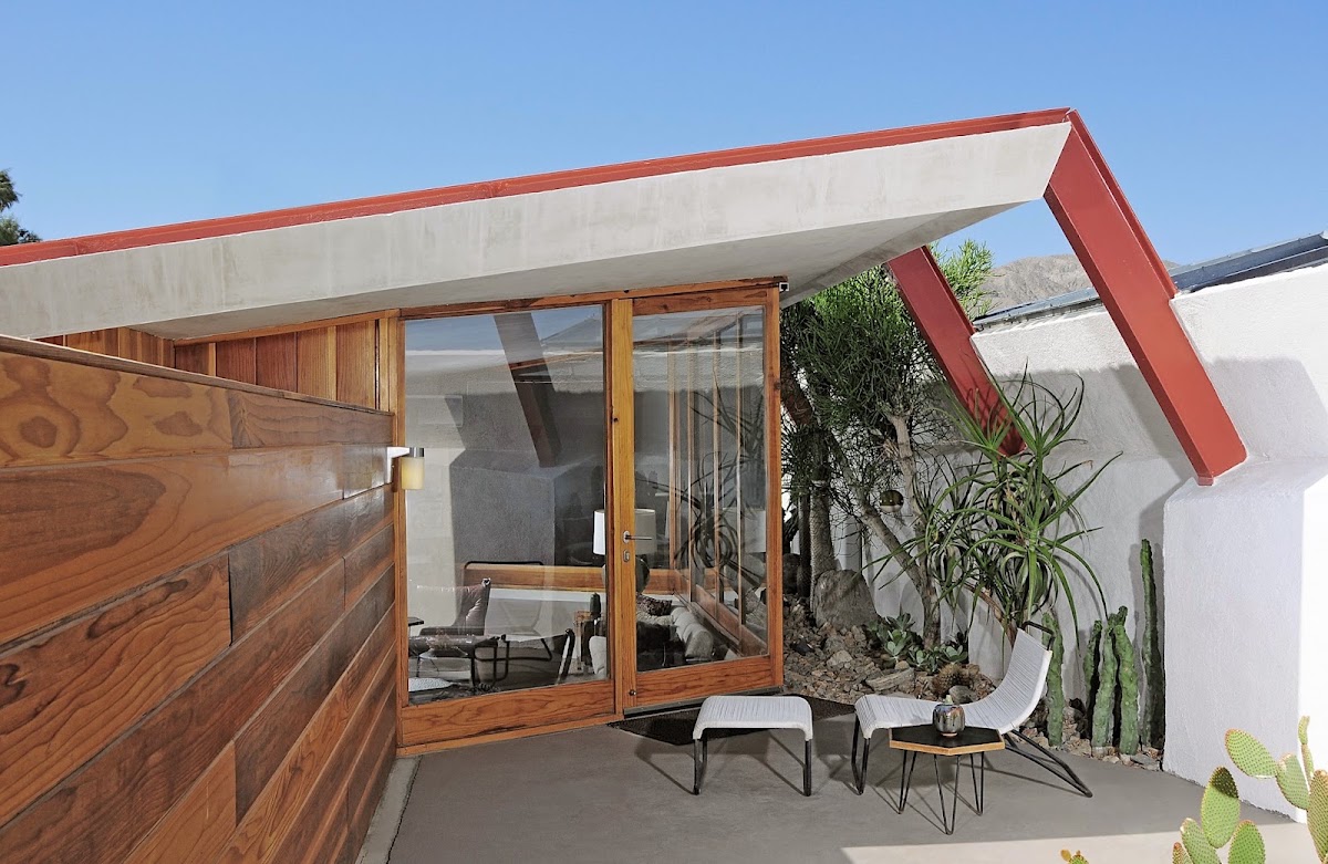 The Lautner Compound gallery 1