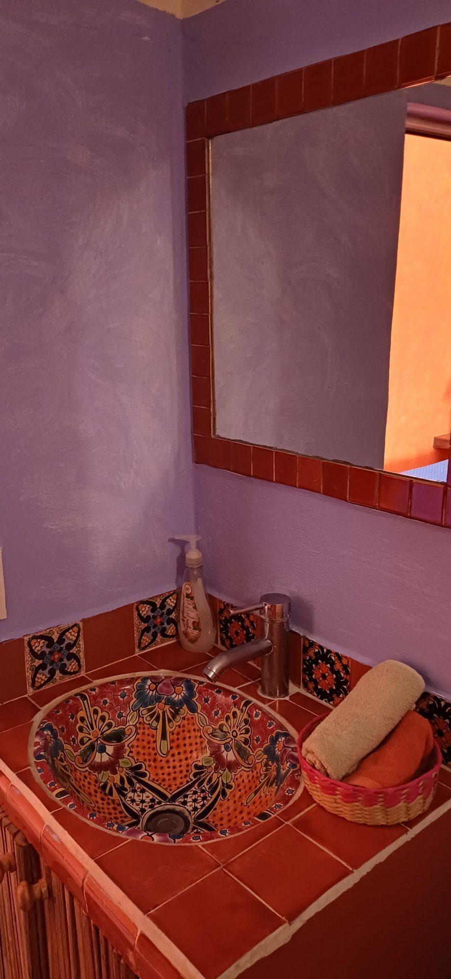 The Pineapple Mansion gallery 10
