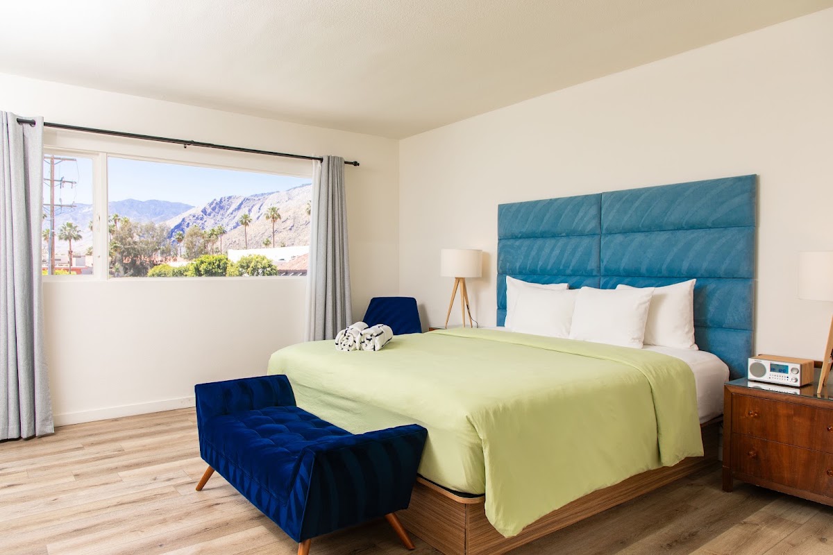 The Skylark - a Palm Springs Hotel gallery 2