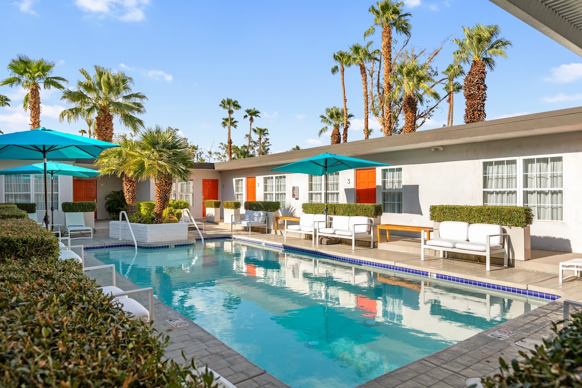 The Weekend Palm Springs gallery 1