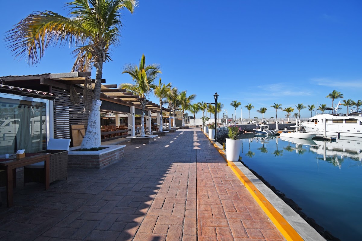 The Westmarine Waterfront Hotel gallery 1