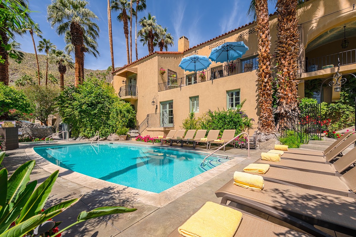 The Willows Historic Palm Springs Inn gallery 1