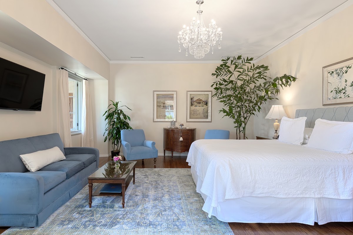 The Willows Historic Palm Springs Inn gallery 2