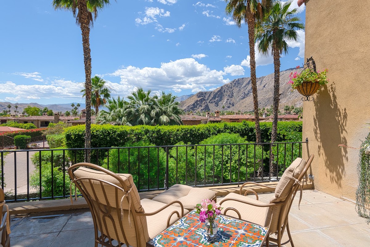 The Willows Historic Palm Springs Inn gallery 6