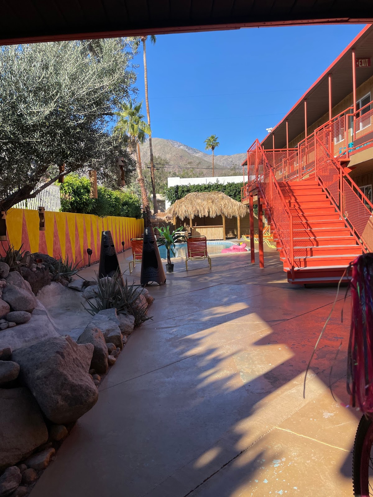 Tiki Hotel gallery 1