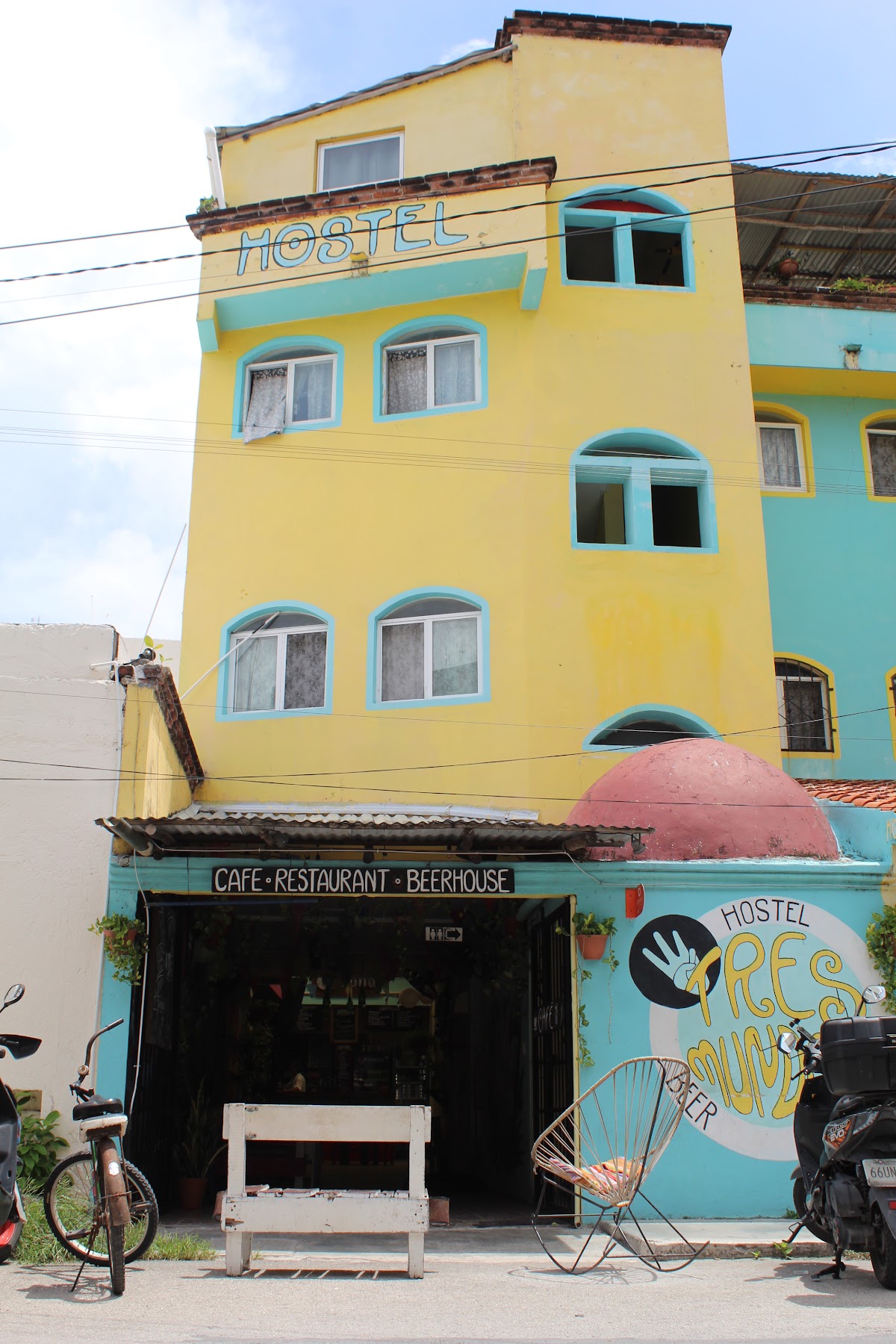 Tres Mundos Hostel & Beerhouse gallery 1