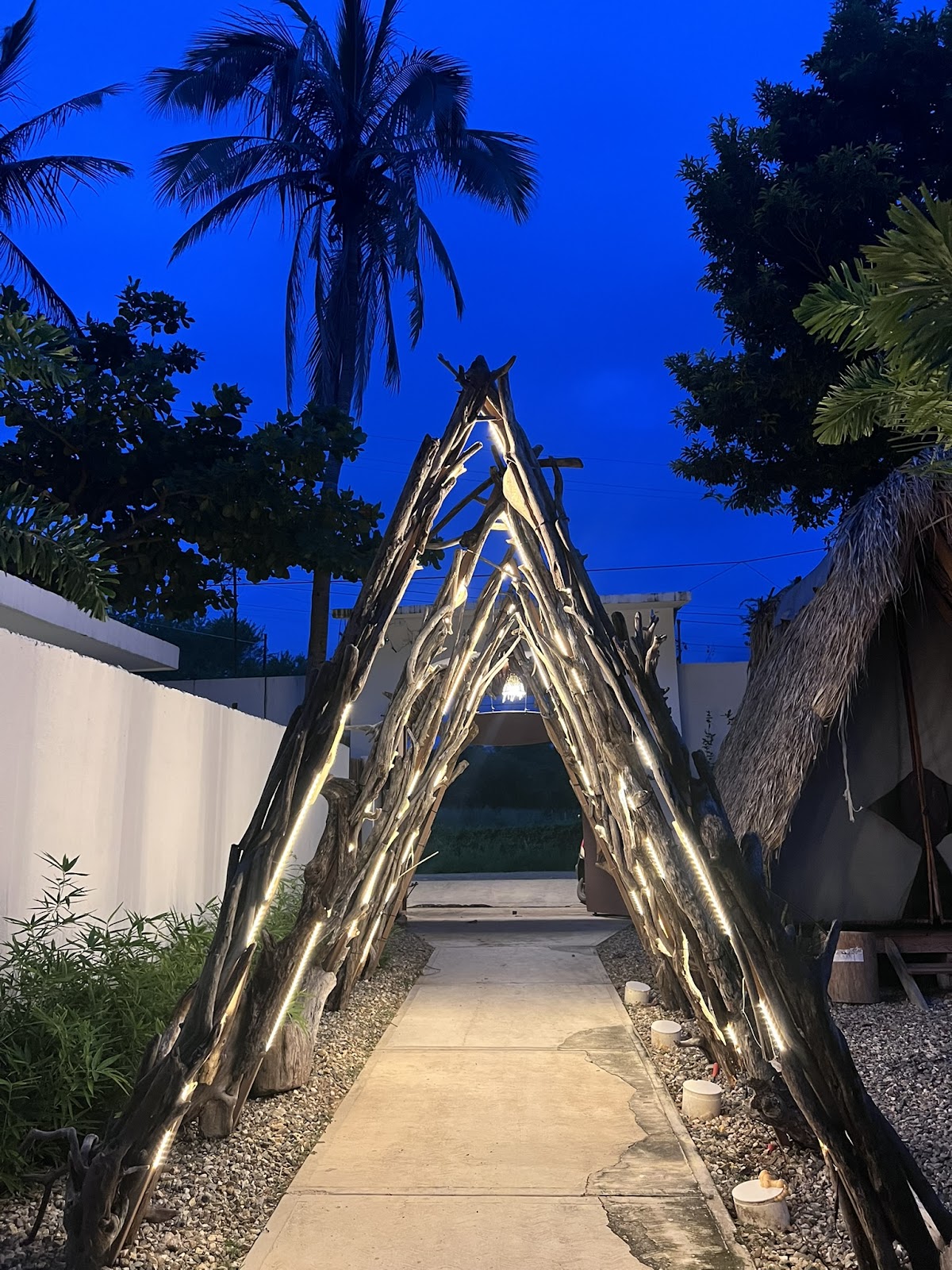 Tribu Glamping & Surf gallery 4