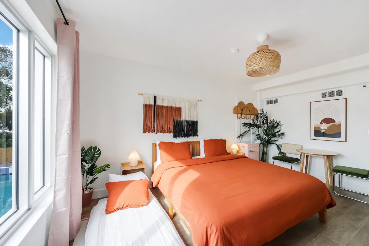 Tropics Hotel gallery 2
