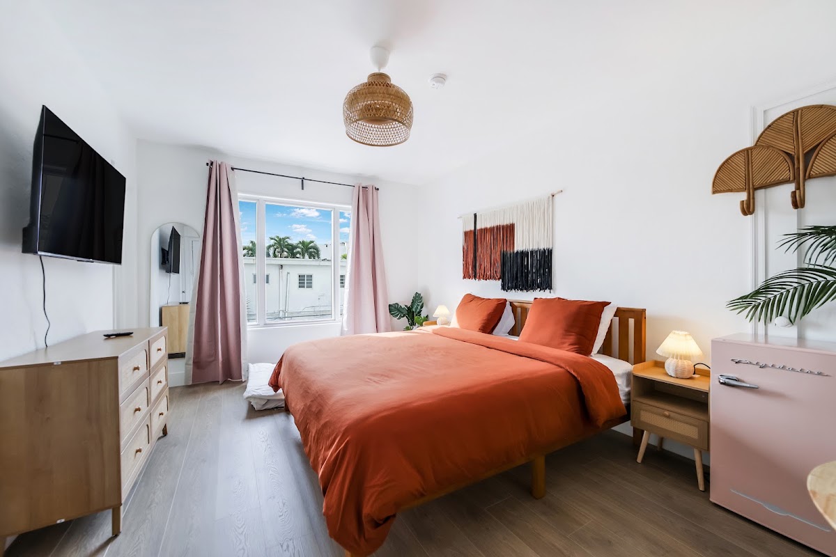 Tropics Hotel gallery 6