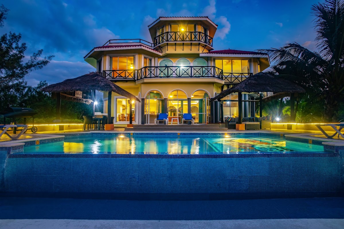 Villa Yak'alil gallery 1