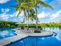 1BD Grand Luxxe: Ocean View, Pool & Beach Resort gallery 3