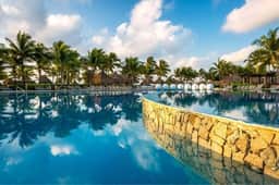 1BD Grand Luxxe: Ocean View, Pool & Beach Resort gallery 4