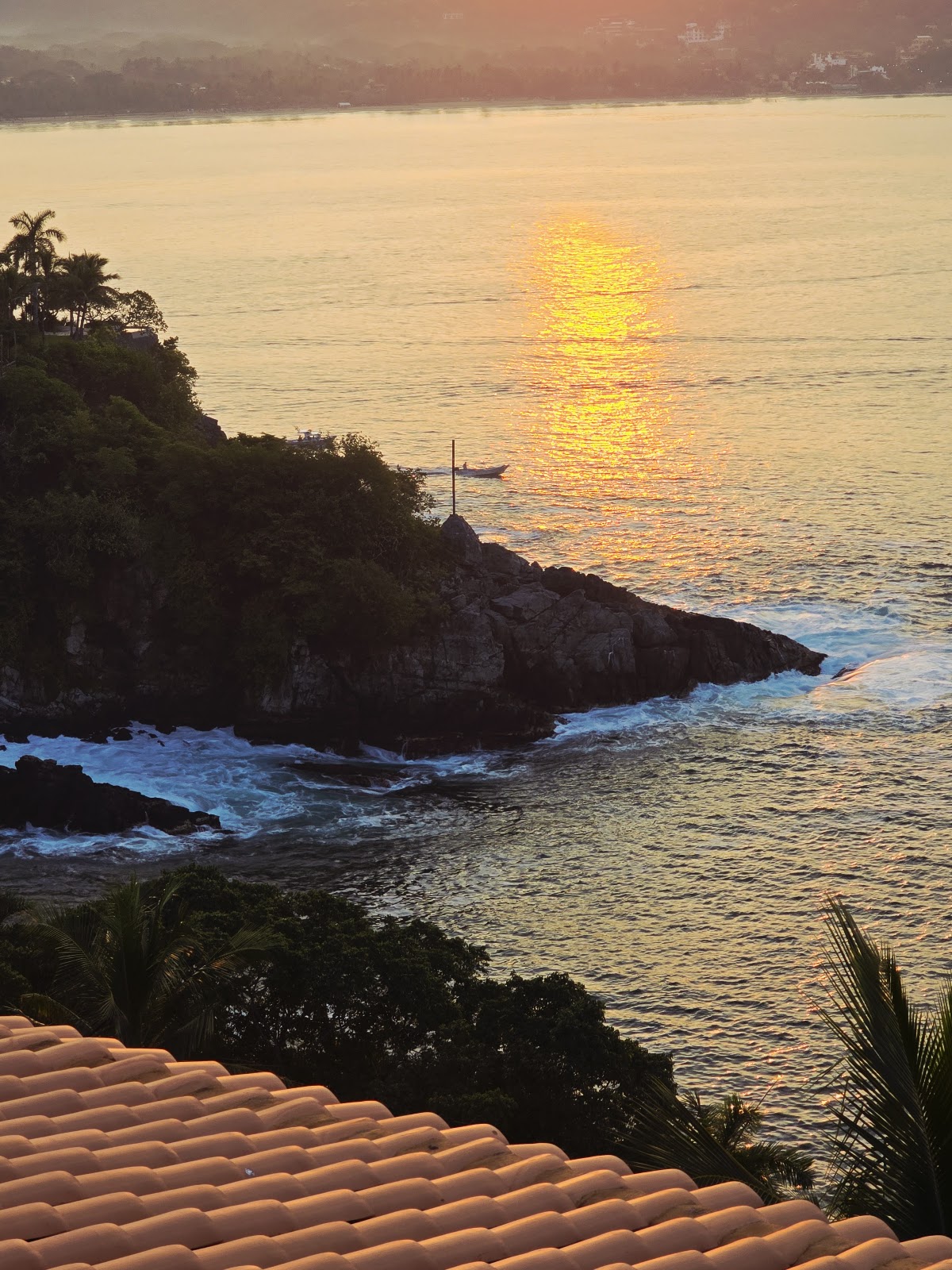 WorldMark Zihuatanejo gallery 10
