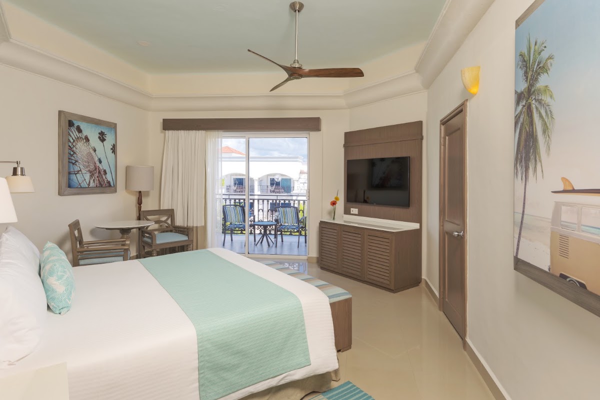 Wyndham Alltra Playa Del Carmen, Adults Only gallery 5