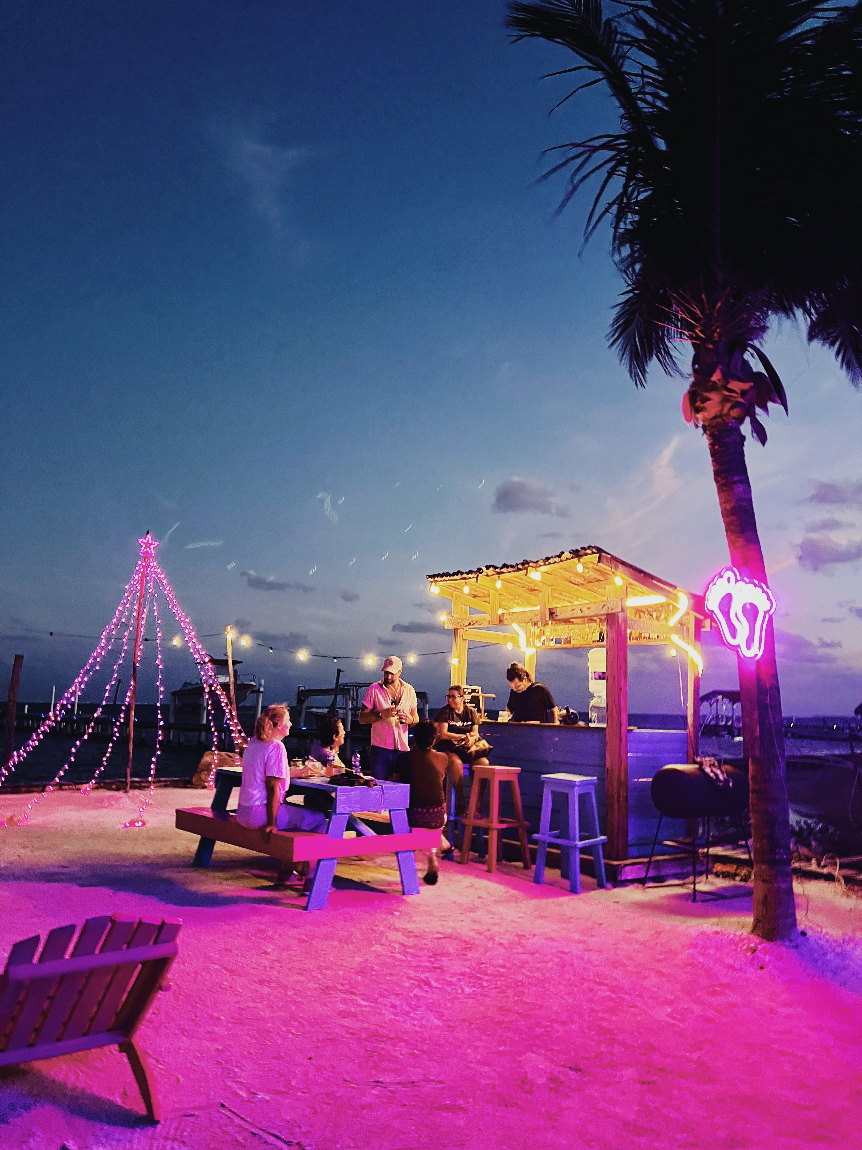 Barefoot Beach Hotel gallery 29